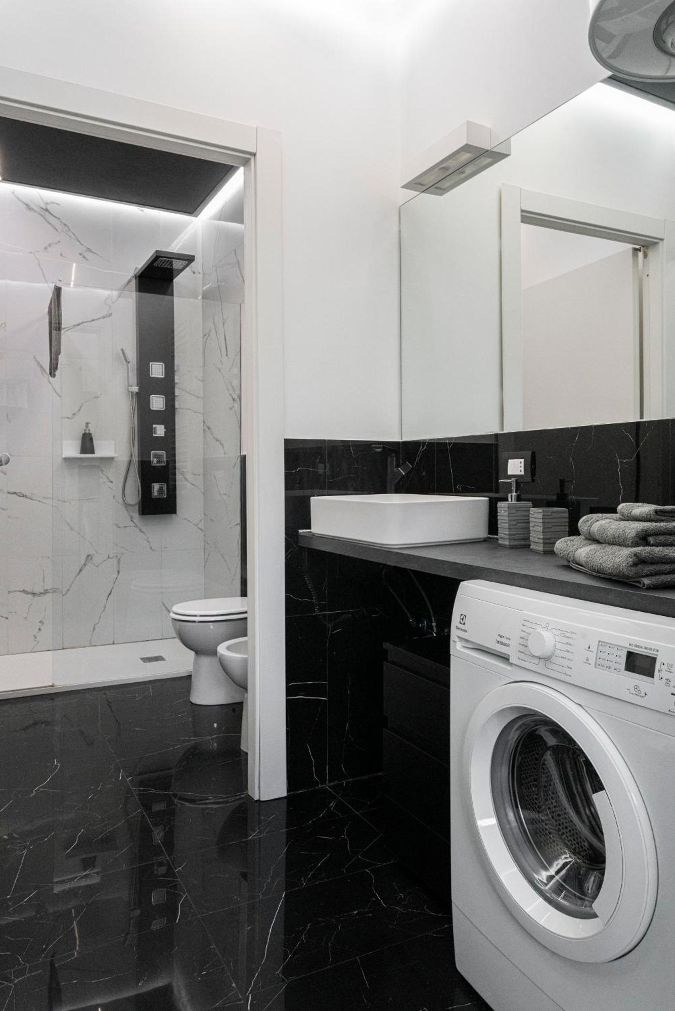 Elegant Sweet Home Suite - Milan, 15 Minute Duomo 외부 사진
